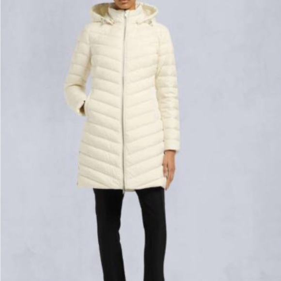 Moose Knuckles Lilac Yukon Air Down Puffer Jacket with Hood - Picture 16 of 16